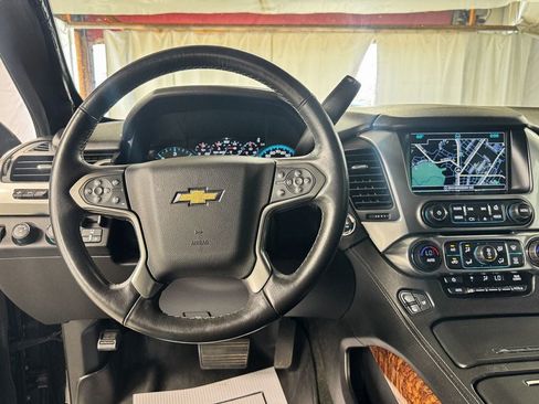 Used 2017 Chevrolet Tahoe Premier AWD/4WD image 13