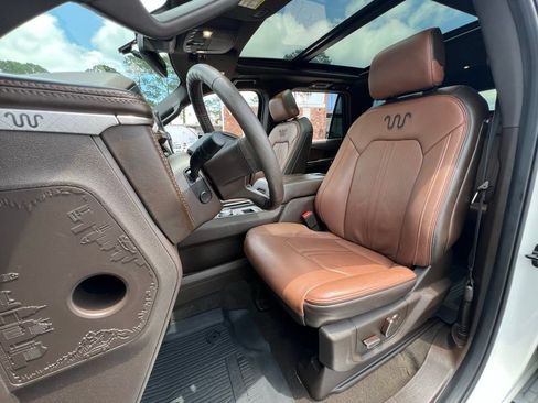 Used 2024 Ford Expedition King Ranch RWD image 16
