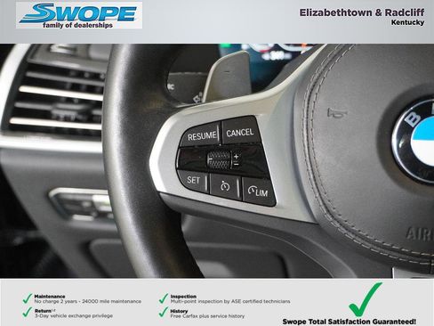 Used 2022 BMW X5 xDrive40i w/ M Sport Package image 11