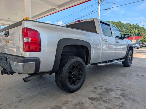 Used 2012 Chevrolet Silverado 2500 LTZ w/ LTZ Plus Package AWD/4WD image 5