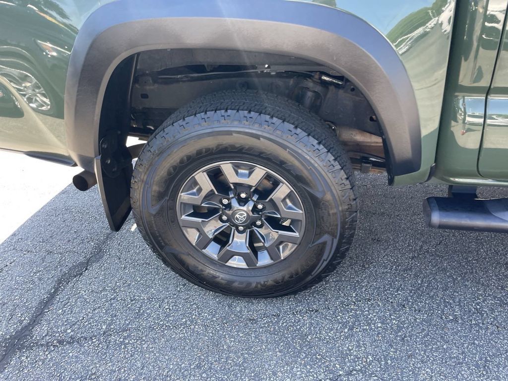 Used 2021 Toyota Tacoma SR5 w/ Trail Edition AWD/4WD image 15