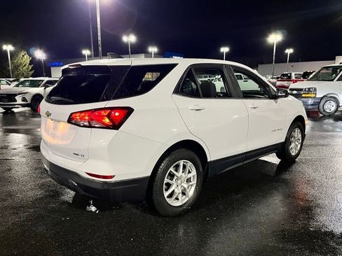 Used 2024 Chevrolet Equinox LT AWD/4WD image 6