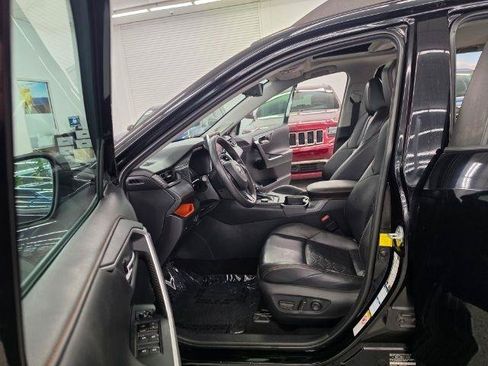 Used 2019 Toyota RAV4 Adventure w/ Advanced Technology Package AWD/4WD image 8