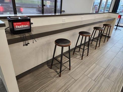 Used 2020 Nissan Rogue SV image 22