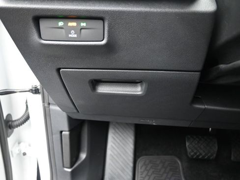 New 2026 Volkswagen Tiguan S FWD image 16