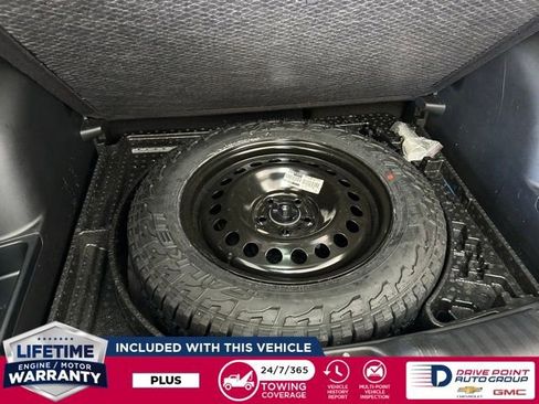 Used 2025 Jeep Compass Trailhawk image 36