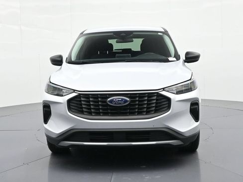 Certified 2025 Ford Escape Active FWD image 3