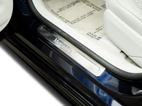 Used 2022 Mercedes-Benz EQS 580 4MATIC Sedan image 63