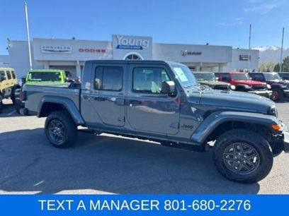 New 2026 Jeep Gladiator Sport