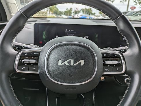 Certified 2024 Kia Sorento S w/ Panoramic Sunroof Package FWD image 22