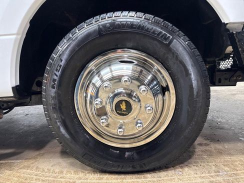 Used 2022 Ford F350 XL w/ Power Equipment Group image 30