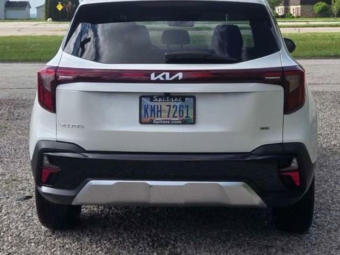Used 2025 Kia Seltos S AWD/4WD image 19