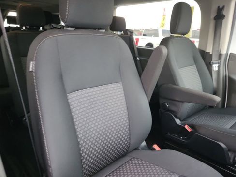 Used 2023 Ford Transit 350 XL image 19