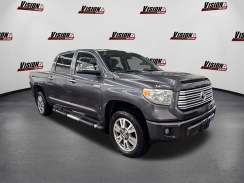 Used 2017 Toyota Tundra Platinum image 3