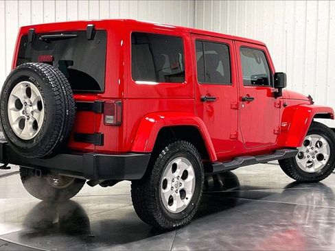 Used 2015 Jeep Wrangler Unlimited Sahara w/ Max Tow Package AWD/4WD image 13