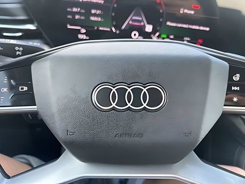 Certified 2025 Audi Q5 Premium w/ Convenience Package AWD/4WD image 26