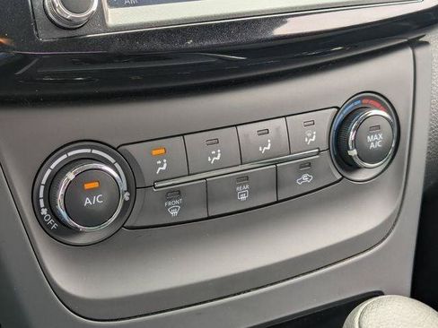 Used 2019 Nissan Sentra S FWD image 18