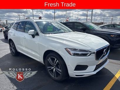 Used 2019 Volvo XC60 T5 Momentum w/ Premium Package