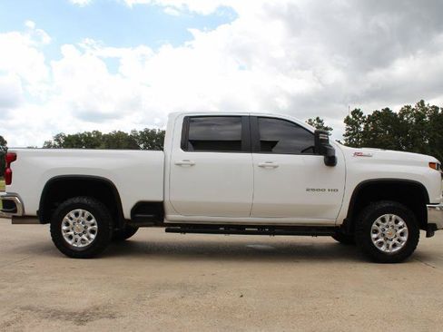 Used 2022 Chevrolet Silverado 2500 LT w/ Convenience Package AWD/4WD image 19