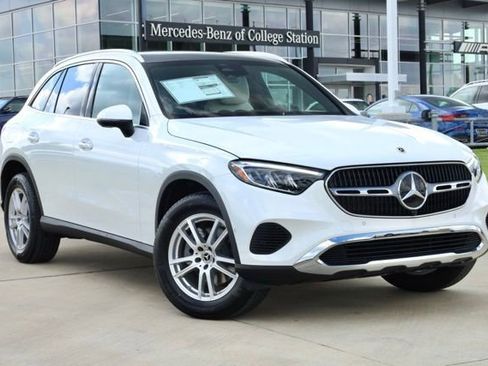 Used 2025 Mercedes-Benz GLC 300 4MATIC image 1