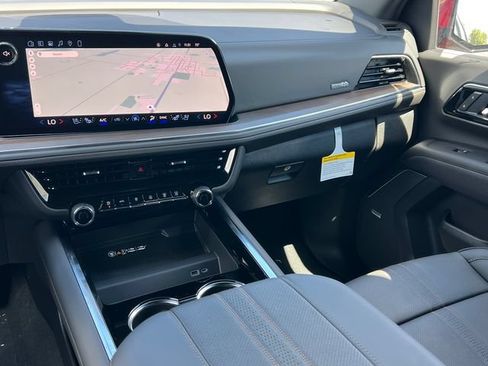 New 2026 Chevrolet Tahoe High Country w/ Sun And Tow Package AWD/4WD image 40