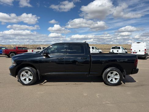 Used 2014 RAM 1500 Sport w/ Remote Start & Security Group image 9