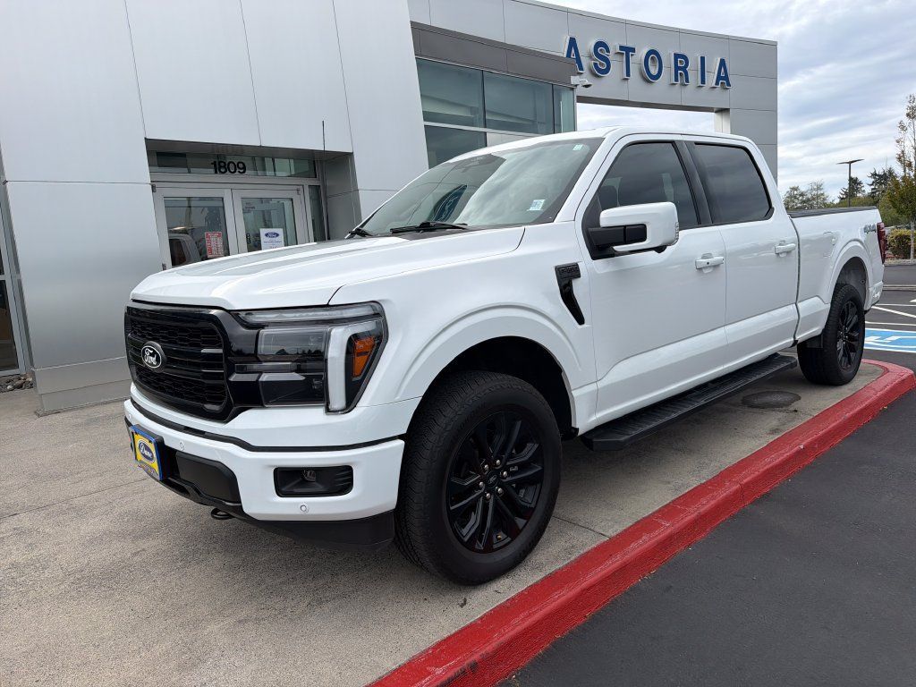Used 2025 Ford F150 Lariat AWD/4WD image 8