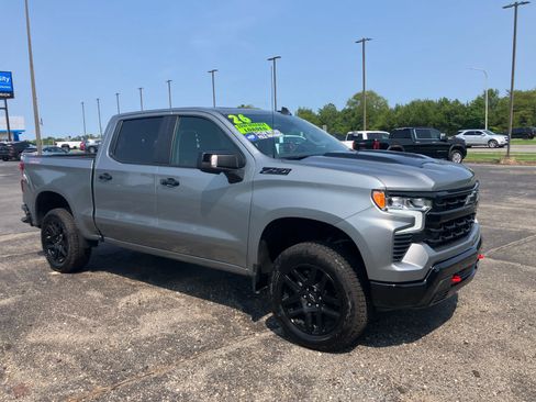 Used 2026 Chevrolet Silverado 1500 LT Trail Boss w/ Safety Package AWD/4WD image 2