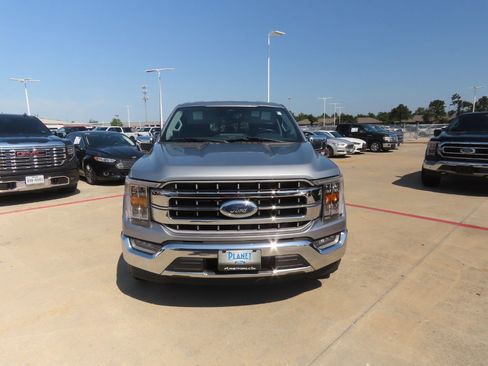 Used 2023 Ford F150 Lariat w/ Trailer Tow Package RWD image 5