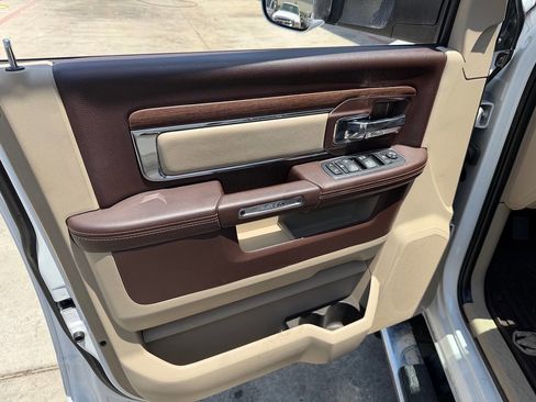 Used 2018 RAM 3500 Laramie RWD image 25