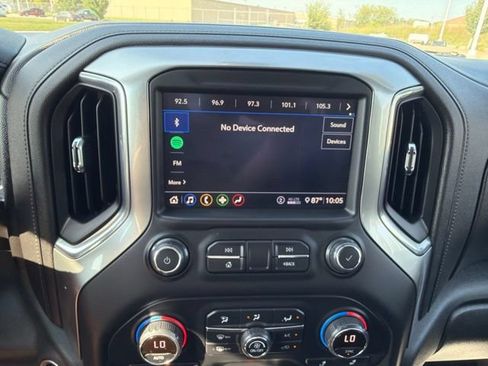 Used 2020 Chevrolet Silverado 1500 LTZ AWD/4WD image 41