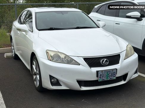 Used 2011 Lexus IS 250 w/ Premium Pkg Value Edition RWD image 1