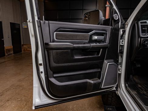Used 2020 RAM 2500 Laramie image 35