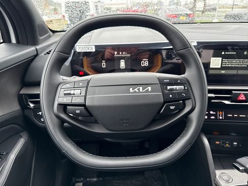 New 2026 Kia Sportage X-Line w/ X-Line Premium Package image 24