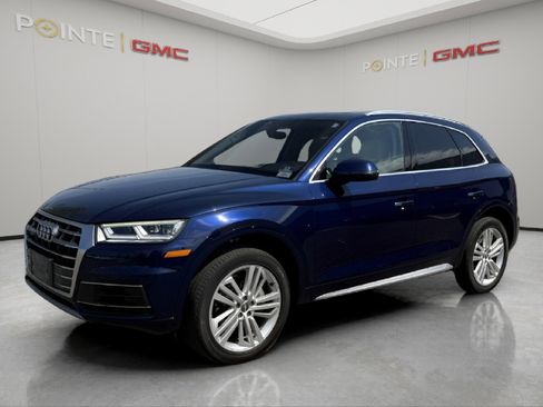 Used 2018 Audi Q5 2.0T Premium Plus AWD/4WD image 3