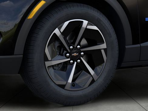 New 2026 Chevrolet Equinox EV LT w/ Comfort Package FWD image 9