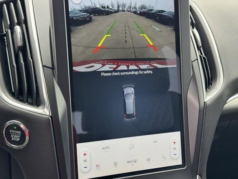 Used 2024 Ford Edge Titanium image 20