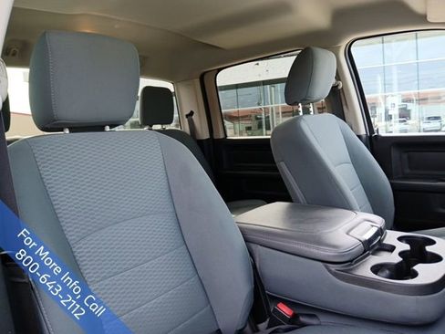 Used 2018 RAM 2500 Tradesman w/ Chrome Appearance Group image 14