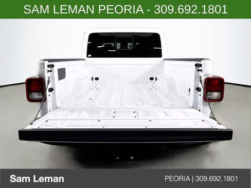 New 2025 Jeep Gladiator Sport image 24