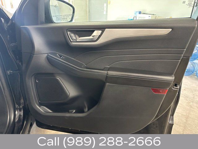 Used 2025 Ford Escape Platinum AWD/4WD image 18