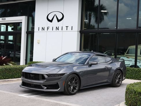 Used 2025 Ford Mustang Dark Horse RWD image 1