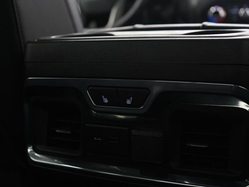 Used 2020 GMC Sierra 1500 Denali w/ Denali Ultimate Package image 13