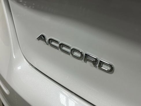 New 2025 Honda Accord SE image 9