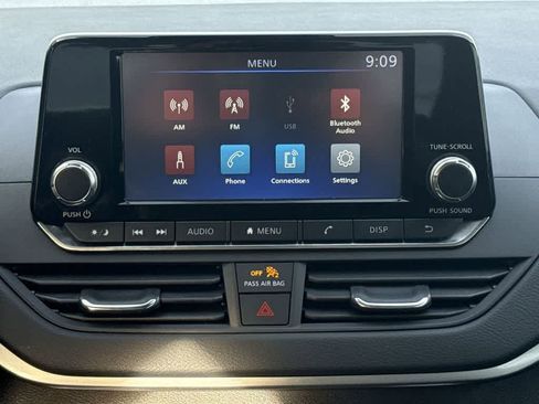 Used 2022 Nissan Altima 2.5 S image 16