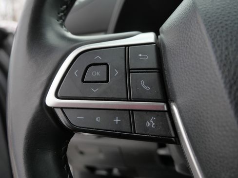 Certified 2024 Toyota Highlander LE image 28