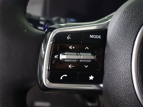 Used 2025 Kia Carnival SX Prestige FWD image 52