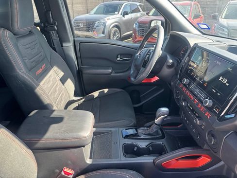 Certified 2025 Nissan Frontier PRO-4X w/ Pro Convenience Package AWD/4WD image 27