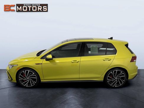 Used 2022 Volkswagen GTI Autobahn FWD image 3