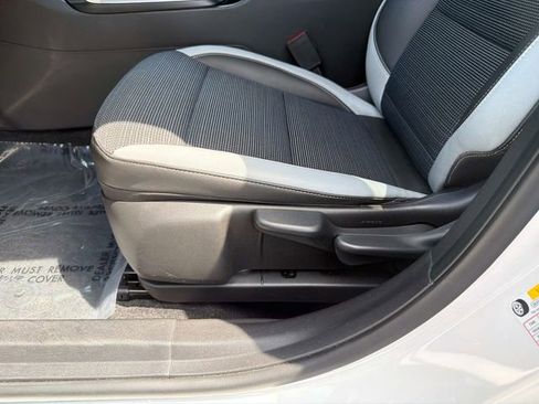 Used 2024 Buick Envista Preferred FWD image 19