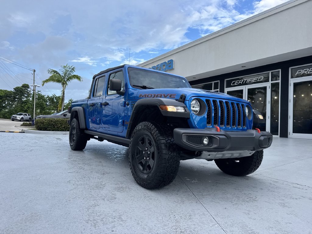Used 2023 Jeep Gladiator Mojave AWD/4WD image 30